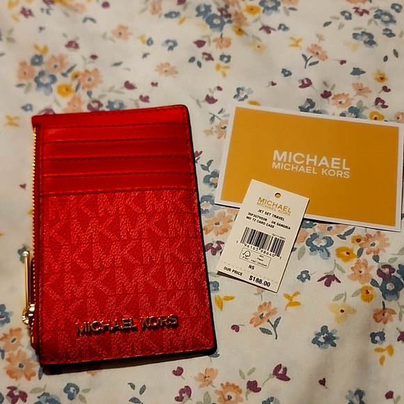 **NWT** Michael Kors cardholder - Picture 1 of 3